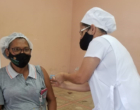 CENSA Betim imuniza pessoas com deficiência intelectual e colaboradores