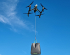 Frescor que vem do céu! O Boticário usa drones para entregar Malbec Bleu