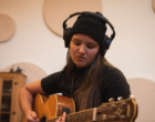 Cantora carioca é a revelação do Me Grava Salon Line
