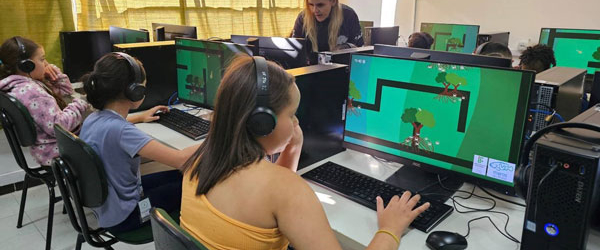Game ensina os caminhos da proteção do peixe meros para crianças
