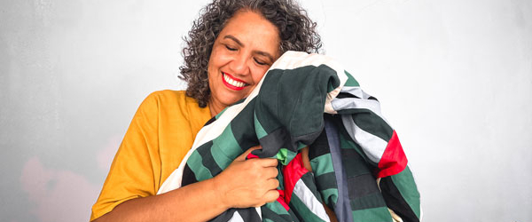 Projeto Colcha de Retalhos propõe um reencontro com nossa humanidade, perdida e retalhada, por meio da música